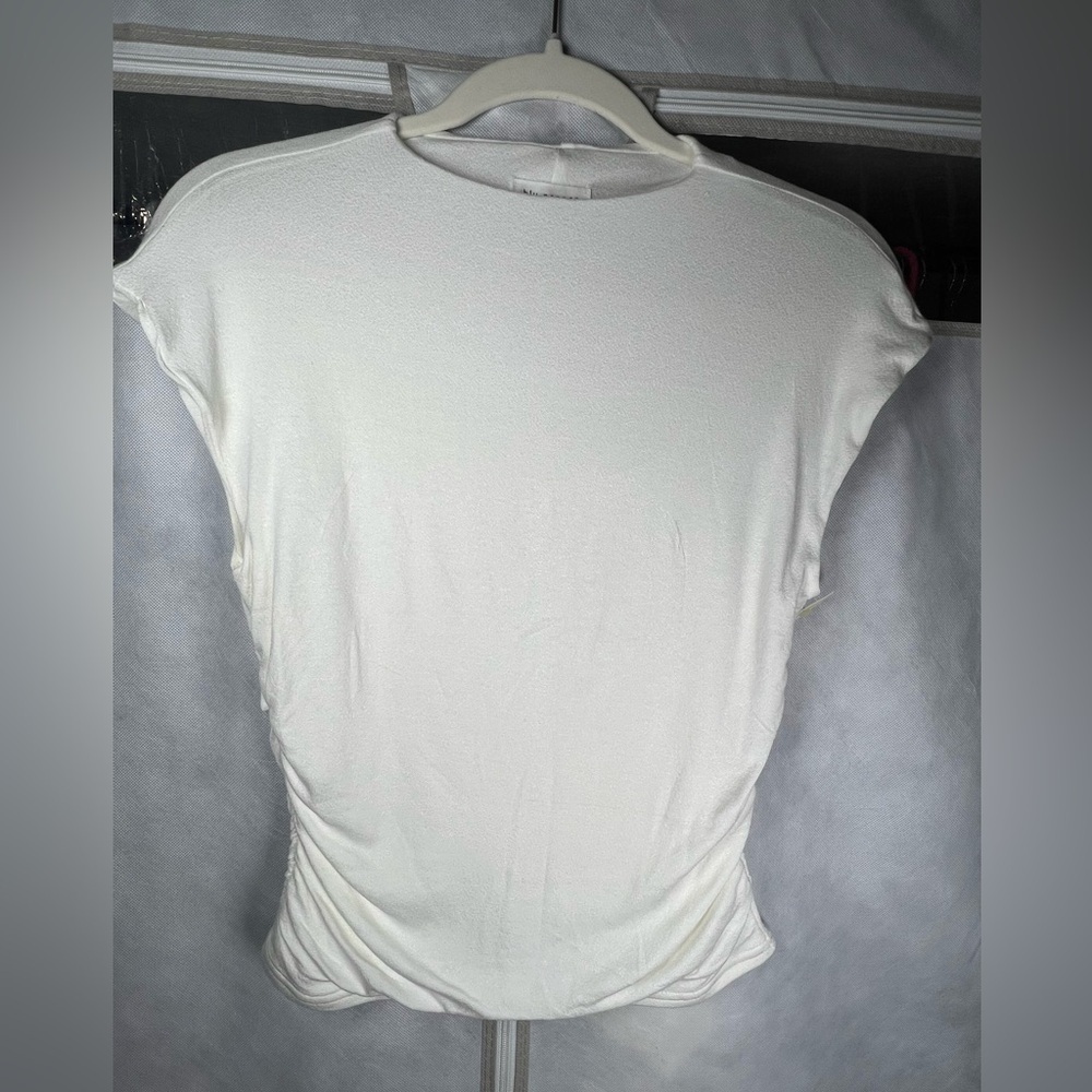NWT Blu Pepper Mock Neck Ruched Sided Top Color Ivory Size Large